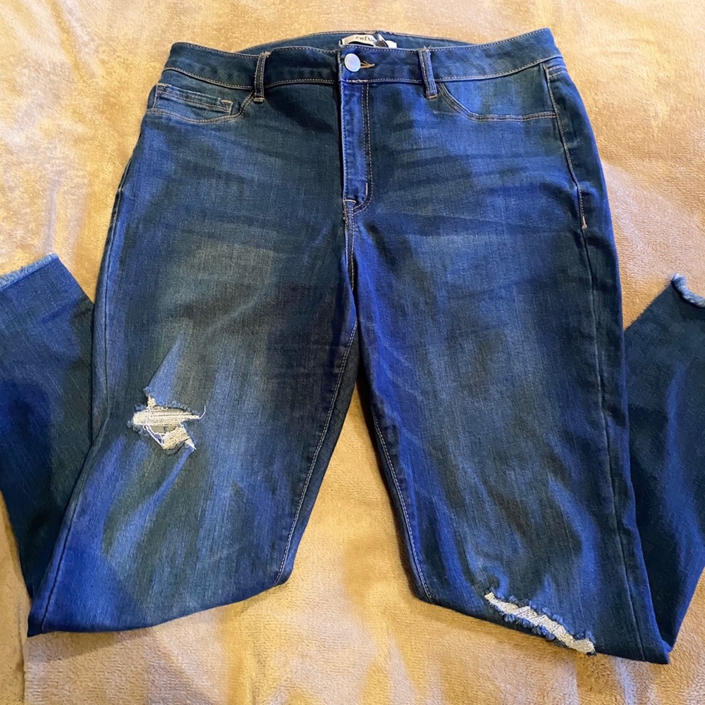 Refuge straight leg blue jeans